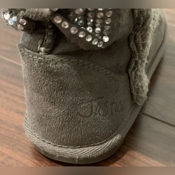 Justice Girls Winter Boots Faux Suede Fur Embellished Rhinestones Bows on Back 2 - Picture 9 of 13